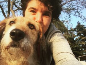 Ayça Damgacı Instagram - Benim sakallı kızım Topsi #dog #dogsofinstagram