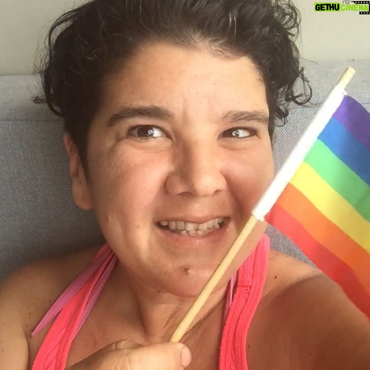 Ayça Damgacı - 8.8K Likes - #pride2019 #pride2019🏳️🌈 #pride2019 #istanbulpride #prideistanbul BURADAYIM AŞKIM! ÇÜNKÜ AŞK KAZANACAK! #lovewins #loveislove #loveislove🌈