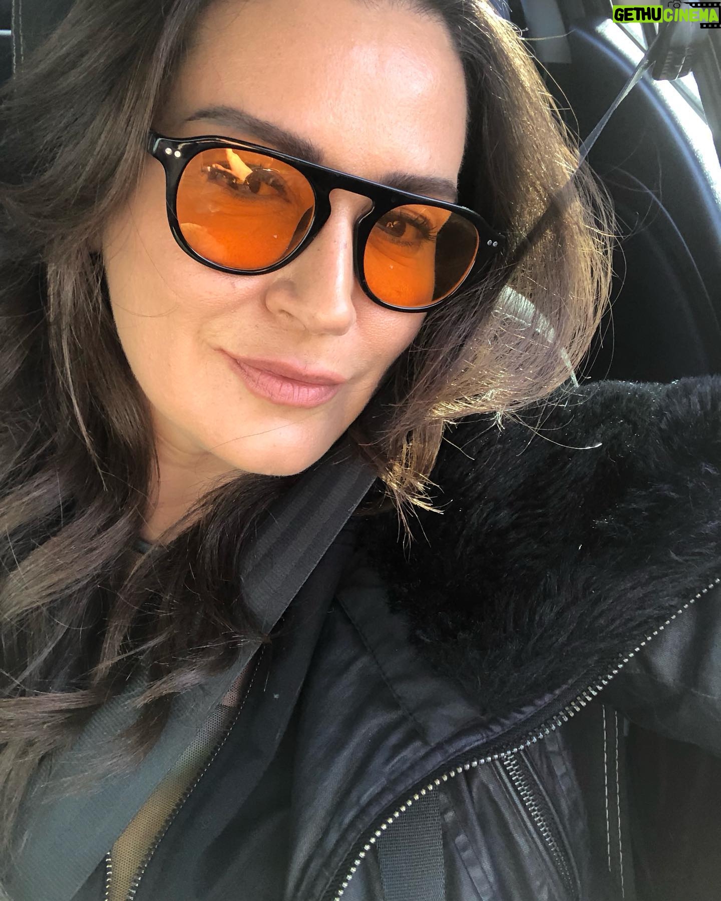 Ayça İnci - 1K Likes - 🖤❤️