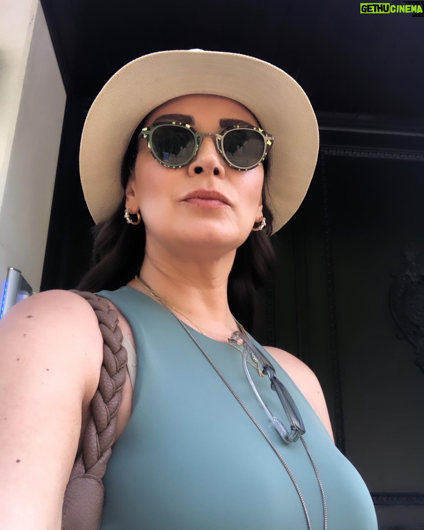 Ayça İnci - 1.1K Likes - 🤯🌞🥵🤭🙈