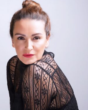 Ayça İnci Instagram - 🖤👻🙈✌🏻