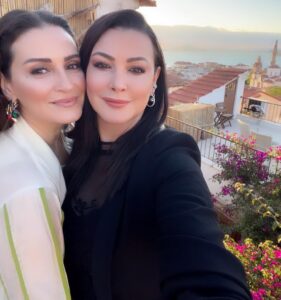Actress Ayça İnci HD Instagram Photos and Wallpapers May 2024