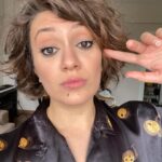 Aycan Koptur Instagram – Bir gün makyaj yapıp evden çıkmamıştık. Yazık olmuş..
.
@fekubra 🦥