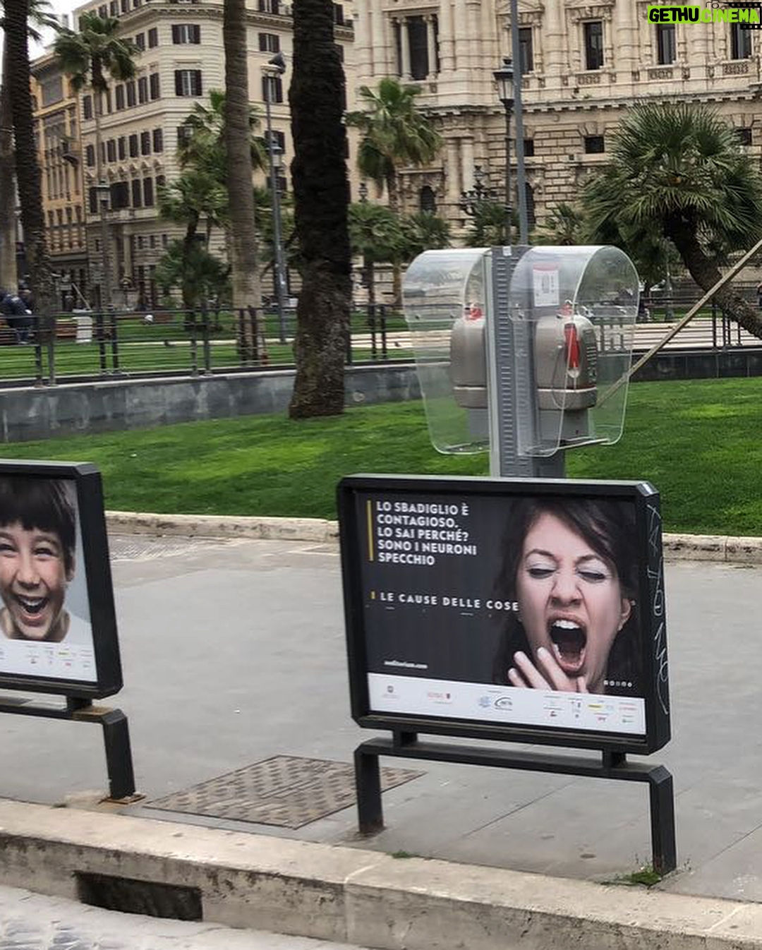 Aycan Koptur Instagram - Name one of you, who has a photo on Billboards in Rome ππΌπ. . Romaβda Billboardlarda fotografi olan hanginiz var ππΌπ. . Thanks: @ozgurdonmaz π. . Thanks for letting me know: @gokhankesim π€©