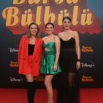 Aycan Koptur Instagram - İçinde olmaktan büyük gurur duyduğum #BursaBülbülü galamız dün akşamdı 🤩 Bu da gala #dump ıdır be 🍀 Beni baştan yaratan @fekubra ve @nilayko iyi ki varsınız! 🫠♥️ Ayrıca @maison.ju ‘ya teşekkür ederim 🥹🫶🏼 @bkmonline @disneyplustr