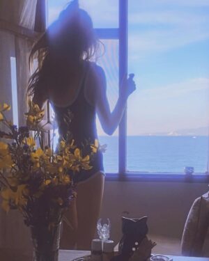 Aydan Taş Instagram - Kafama göre🦋 🌊 #atsonfotoyufava 🌼