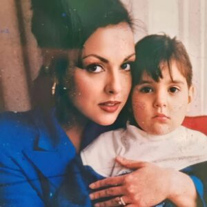 Aydan Şener Instagram - Bebeğimle ❤️#tbt @ecemakbin