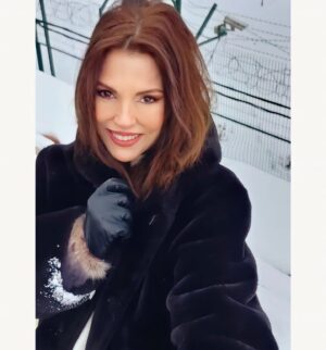 Aydan Şener Instagram - Günaydınn..🌹🙏💕