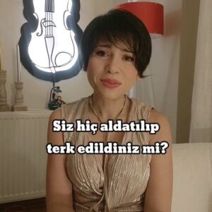 Aydilge Instagram - Aldatılmak belki de bana kendimi kazandırdı.... 

#aydilge #akşamçöktükalbime