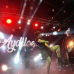 Aydilge Instagram - Dün gece Kıbrıs 'ta aşka geldik 🥰 #aydilge @ertan.d7 @koraay_7 @radyojuke @gonyelialaykoy @dancebase_artstudio @meric.akyurek35 @batuhancoskundeniz