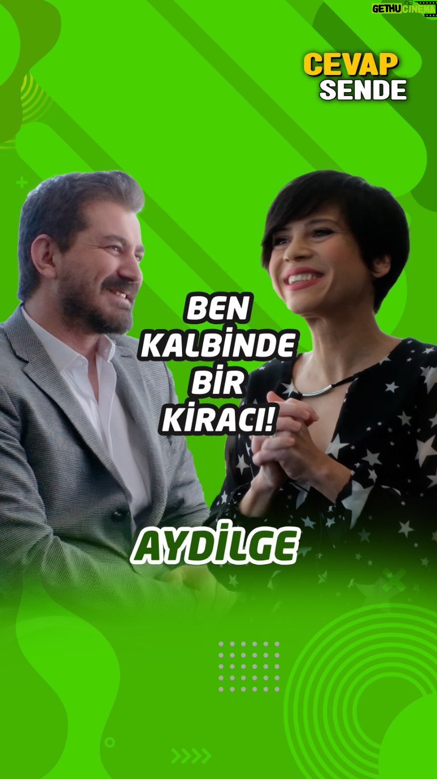 Aydilge Instagram - ‘ KIRALIK AŞK‘ diziye göre bir şarkı yaptım. ‘Ben kalbimde bir kiracı olarak ‘ değiştirdim. ‘ AYDİLGE ‘ - Aydilge 👉 @aydilgeonline - Mahmut Göde 👉 @mahmutgode Akustik Performans Keman 👉 Utku Barış Anduç @utkubarisandac Gitar 👉 Cem Sarıoğlu @cemsarioglu - İçeriğin tamamı Cevap Sende YouTube kanalında ziyaret edebilirsiniz. #kiralıkaşk #dizi #cevapsende #aydilge #mahmutgöde