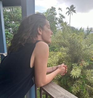 Ayelet Zurer Instagram - “Nature is the source of all true knowledge.” There is fundamental truth in Leonardo de Vincci’s wisdom. 🦋🐬🦑🦚🌴🍁🌺

הטבע טומן בחובו את אמת הבריאה וכל הידע מקודד בו. ( לאונרדו דה וינצ’י) …כל כך הרבה ללמוד ולחוות.
#nature #kauiahawaii #leonardodavinci #truth