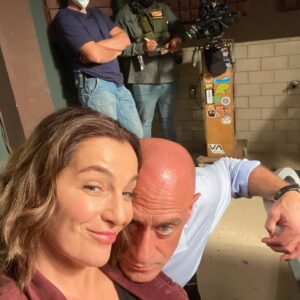 Ayelet Zurer Instagram - More than meets the eye :))
Wait, who is this??
On a fabulously fast train.
#tv #drama #CM #nbc #L&OOC
