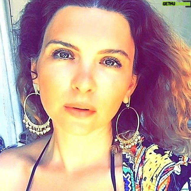 Aylin Kabasakal - 812 Likes -