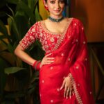 Ayoshi Talukdar Instagram – Just like that! ♥️✨💫

#red #saree #love #instagood #instagram