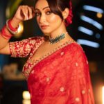 Ayoshi Talukdar Instagram – Love=Red Saree♥️

Outfit: @onaya_official 
Jewellery: @kleo21official 
Styling: @subrata4462 
MuaH: @baban.islam.54 
Photography: @abhinaskarphotography 
Location: @boho_amigo 

#biyebari #red #saree #love #instagood #instagram