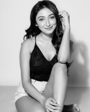 Ayoshi Talukdar Instagram - 🖤/🤍

#blackandwhite #love #instagram #instagood