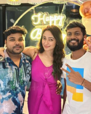Ayoshi Talukdar Instagram - Thankyou for all love ♥️
#birthdaydump
