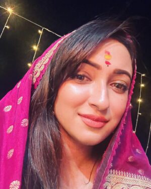 Ayoshi Talukdar Instagram - Kali Pujo! ✨💫♥️