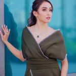 Ayoshi Talukdar Instagram - ♥️ #réel #reelsinstagram #reelsvideo #reelitfeelit #trending #trendingreels #explore #explorepage #jaaniye