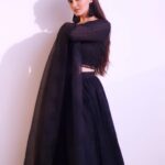 Ayraa Instagram - Desi Wednesday look🤪 Wearing this beautiful lehanga from: @wasabistore.in Shot by : @hakunamatata_sai Muah : @thara_artistry