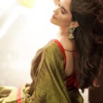 Ayraa Instagram - Happy Ganesh Chaturthi to all of you ❤️ 🙏 Wishing you all abundance of light, love, peace, prosperity and positivity ✨ Costumes - @ivalinmabia Photographer - @camerasenthil Makeup - @pavihairandmakeup Hair - @artistrybyhari Shoot Organized by @rrajeshananda #Ayraa