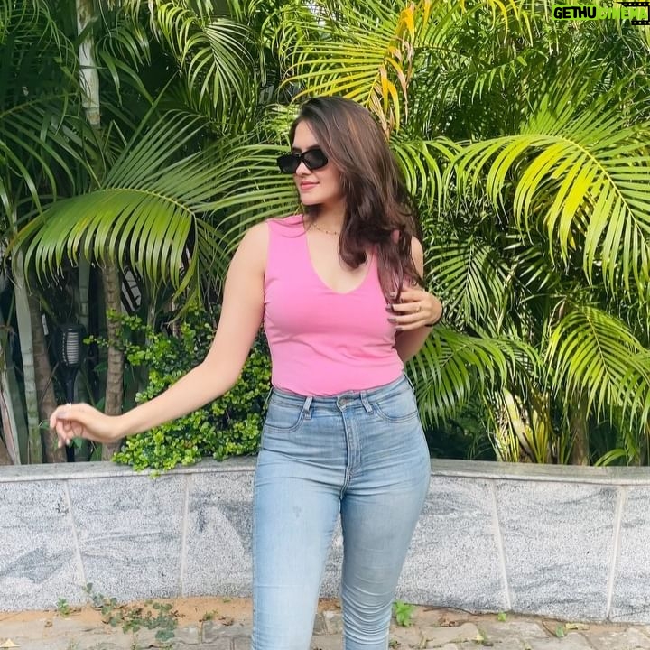 Ayraa - 12.3K Likes - Barbieng and how π
last slide is me looking at Ken π€£