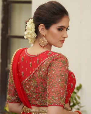 Ayraa Instagram - ✨🌟

Costumes - @mabia_mb
Photographer - @camerasenthil
Makeup - @pavihairandmakeup
Hair - @artistrybyhari
Shoot Organized by @rrajeshananda