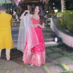 Ayraa Instagram - Many moods of me in a lehanga 🤷‍♀️ admist all the crowd