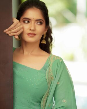 Ayraa Instagram - Shot by - @camerasenthil
Wearing : @ivalinmabia 
Makeup - @pavihairandmakeup
Hair - @artistrybyhari
Shoot Organized by @rrajeshananda