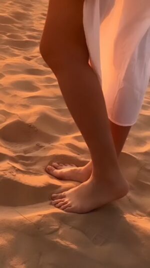Ayşegül Günay Instagram - #dubai #sunset #desert