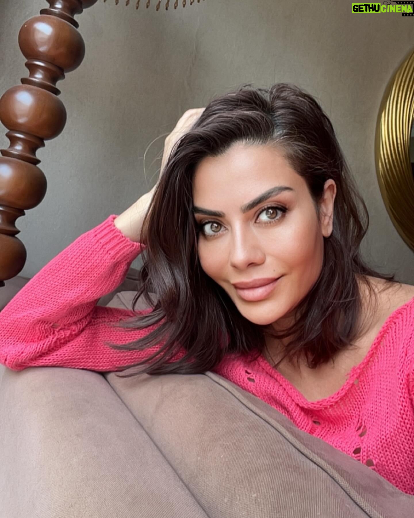 Ayşen Gürler - 3.1K Likes - 🤓