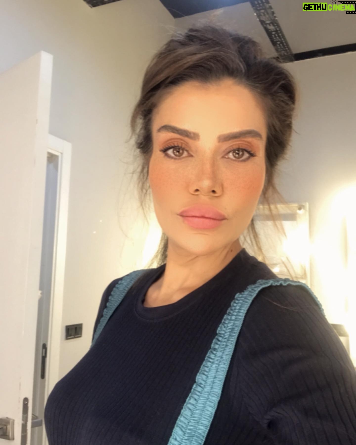 Ayşen Gürler - 3 Likes - 🦋🦋🦋