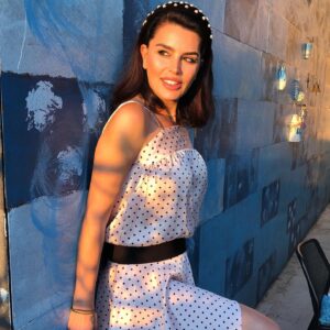 Aysu Baçeoğlu Instagram - Romantic sunday🌸