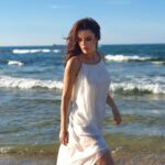 Aysu Baçeoğlu Instagram - Don’t try to be different. Just be good. To be good is different enough... ✌️🌞💝 📸:@beknazarovl3