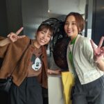 Ayumi Hirodo Instagram - 念願の若槻さんとブランチ🍔 ローストビーフを半分に切ったかと思ったらデザートを取りに行った若槻さんはかっこよかったです． これだけ忙しくて大変なスケジュールにも関わらず、先日は展示会もされて、バイタリティ見習います‼️ また連れて行ってください🐻 念願のインスタ生パトロール、興奮しました🤣 #全力ピース