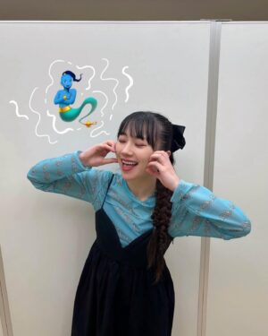 Ayumi Ishida Instagram - 🧞‍♂️𓈒 𓂂𓏸
 
 
 
劇団四季 アラジン
観てきた日の投稿..🧞‍♂️
 
写真全然関係なくて武道館の日に撮った写真だけどジーニーの色だなって思ったので！ジーニー！あの時間ほんと楽しかったなすごかったな！煌びやかすぎて！感動！ありがとうございました！やっぱジャスミンかわいくて髪伸ばしたくなってます！...
 
 
#🧞‍♂️
#モーニング娘24
#morningmusume24
#石田亜佑美 
#顔ハート下手すぎてこぶとりじいさん