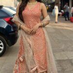 Ayushi Khurana Instagram - Behind the scenes 💕