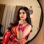 Ayushi Khurana Instagram – Don’t let the colors fade🍁
