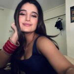 Ayushi Khurana Instagram - Does anyone ever feel fresh after a Power Nap?