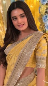 Ayushi Khurana Instagram - 💛