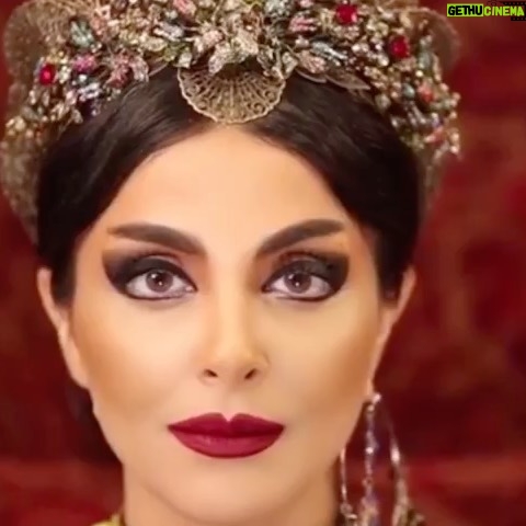 Azadeh Porbaha - 203 Likes - شبیه سازی خانم هنرمند تهمینه ی عزیز ( ۲۵ باند)ی طرف ،پلی بک و اینکه بتونم ژست خودشون رو داشته باشم ی طرف 😂
امیدوارم دوست داشته باشین و لایک و کامنت و استوری و ذخیره یادتون نره تا خستگیم در برررهههه🤪
البته من هیچ وقته هیچ وقت از کارم خسته نمیشم 😍
@azade_makeupartist83
💫به نظرتون چه قدر موفق بودم ؟
@25bandmusic
@25bandmusic
#25band#music#song#azade_makeupartist83#grim#makeup#kryolan#kryolanproducts#makeupartist
#میکاپ#گریم#موزیک#اهنگ#۲۵باند#شبیهسازی#کرونا
با تشکر فراوان از ساغر عزیزم برای فیلم برداری های مکرر🌹❤️🥰🙏
@saghar2579
#منوتو#منوتوپلاس#منوتونوروز
#manotoplus#manoto