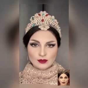 Azadeh Porbaha Instagram - شبیه سازی خانم هنرمند تهمینه ی عزیز ( ۲۵ باند)

این هم ی ورژن دیگه 😉
با ژست خودم ☺️

امیدوارم دوست داشته باشین و لایک و کامنت و استوری و ذخیره یادتون نره 😉🌹🙏

@azade_makeupartist83 

@25bandmusic 

@25bandmusic 

#25band#music#song#azade_makeupartist83#grim#makeup#kryolan#kryolanproducts#makeupartist

#میکاپ#گریم#موزیک#اهنگ#۲۵باند#شبیهسازی#کرونا
#manoto#manotoplus
#منوتو#منوتوپلاس#منوتونوروز