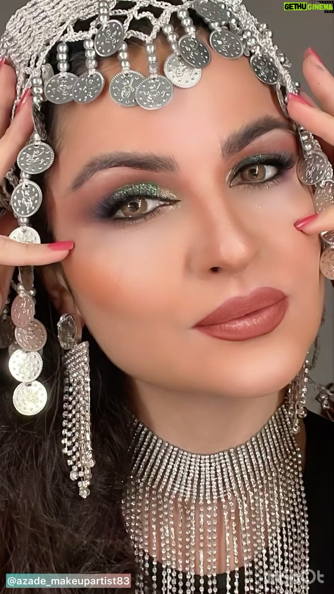 Azadeh Porbaha - 2K Likes - #trendmakeup #arabianmakeup
#عمرودياب #تملي_معاك#مكياجي#مكياج_عروس