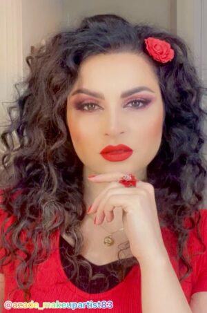 Azadeh Porbaha Instagram - ی میکاپ عربی با ی موزیک باحال عربی 💄🌈💄🌈🌈💄💄🌈🌈

@azade_makeupartist83 
@azade_makeupartist83 
💄💄💄💄💄💄💄

#azademakeupartist83#azadehporbaha#makeup#makeupartist#makeupclips#blogger#beauty#arabmakeup#arabic#arabfashion#narinnarin#arabmusic#redlips
____
#آزاده_پربها🎬#میکاپ_صورت#رژقرمز#بلاگر#بلاگری#آرایش#میکاپ_عربی#موزیک_عربی#کلیپ_جدید#میکاپ_عروس