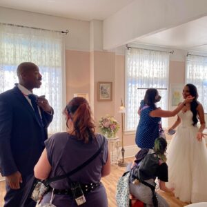 Azie Tesfai Instagram - This week it’s full Supergirl #bts as it’s the FINALE😭 A Million Little Things still has the cuteness on Wednesday 10/9c but here are photos of our @supergirlcw TWO HOUR finale airing TONIGHT at 9/8c 🥺❤️