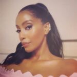 Azie Tesfai Instagram - Final TWO episodes of @supergirlcw ! Behind the scenes of this weeks- TONIGHT @supergirl (our bachelorette party! Kelly got a ponytail💁🏾‍♀️) and tomorrows @millionlittlethingsabc . Both shows are airing some of my favorite episodes ever to shoot. Watch Supergirl tonight 9/8c on the CW and A Million Little Things Wednesday (tomorrow) 10/9c on ABC 💛💛💛