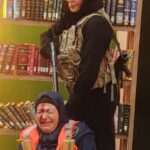 Azita Torkashvand Instagram – Coming Soon…..
#پشت_صحنه 
#سریال
#هنرمندان_زن 
#نقش_منفی 
#بازیگر 

@habibnarimani1359 
@aminsharifmanesh