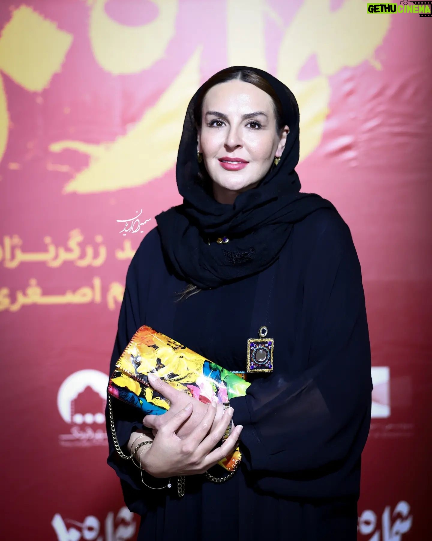 Azita Torkashvand - 4.9K Likes - اکران خصوصی شماره ۱۰
کاری از :حمید زرگر نژاد
تهیه کننده:ابراهیم اصغری
فیلم شماره ۱۰ لذت بردم از تماشای کار
پیشنهاد میکنم حتما این فیلم رو ببنید.
سپاس از خانم سمیرا اسدیان برای ثبت این لحظه :
@samira__asadiyan
#سینمای_ایران
#سینما
#هنرمندان_زن
#هنرپیشه
#هنر