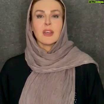 Azita Torkashvand - 13.2K Likes - روز جهانی گلونی ۲۶ اردیبهشت.
هرساله مراسم و آیین خاصی برگزار میشود
هدف از این مراسم حفظ سنت و فرهنگ می باشد
جنس پارچه گلونی از ابریشم و بسیار لطیف است
طراحی پارچه بسیار زیباست و نشان از ذوق و هنر زنانگی زنان هنرمند است .
قدمت گلونی به ۳۰۰۰ هزار سال (هخامنشیان )برمی گردد و اقوام کاسیت(اجداد قوم لر).
و گلونی ثبت ملی شده است.
سربند لری یا همان گلونی
#گلونی_میراث_مشترک_لر
#لک
#روز_جهانی_گلونی
#گلونی_میراث_فرهنگی
#گلونی_میراث_اجدادی_ما_لرها_است
#گلونی
#لر_یعنی_تمام_مناطق_لرنشین
#لرستان
#آزیتا_ترکاشوند